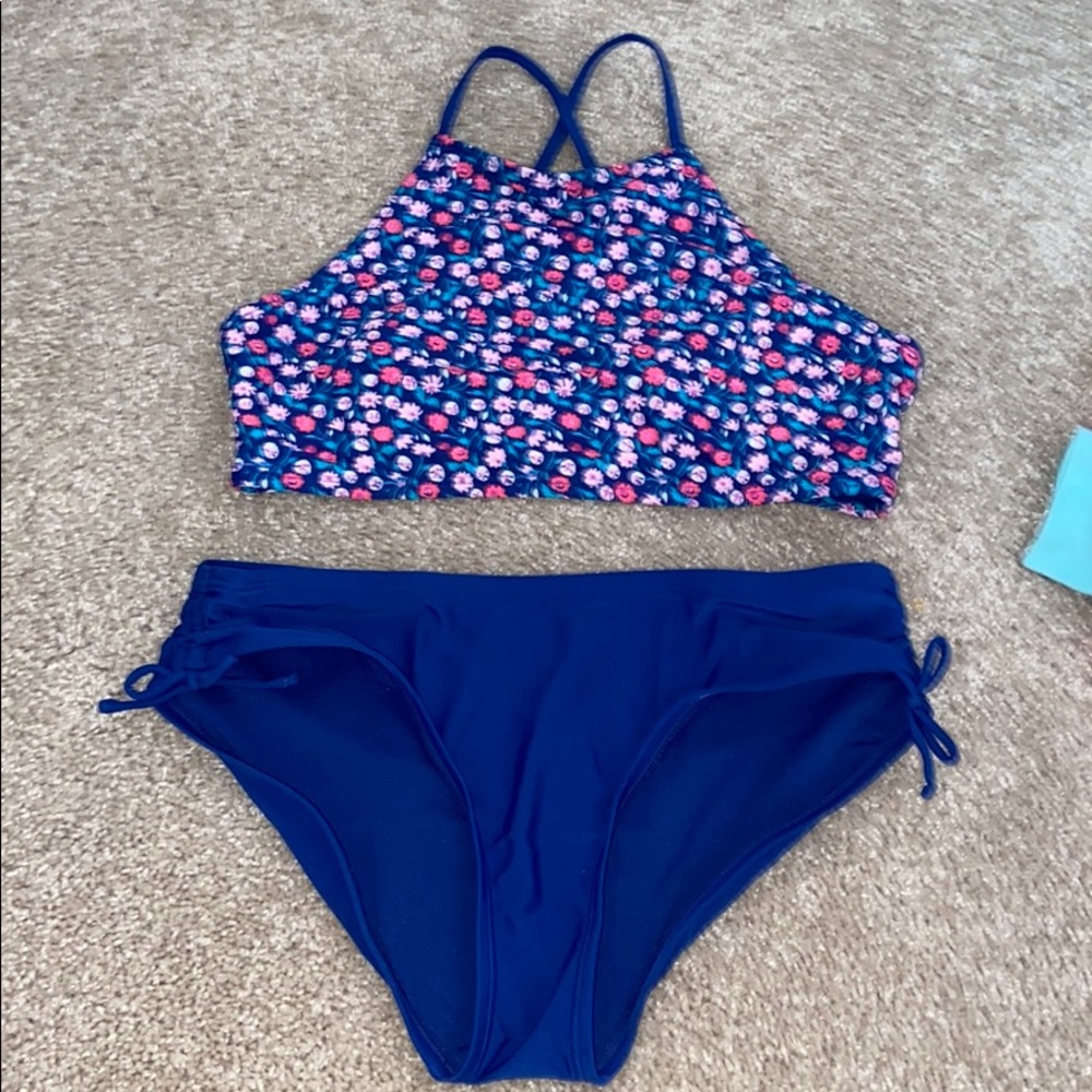 girls bikini